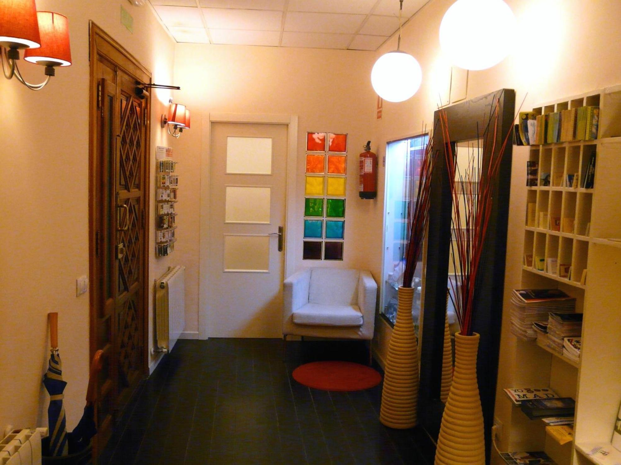 Hostal Goyal Pizarro Madrid Ngoại thất bức ảnh