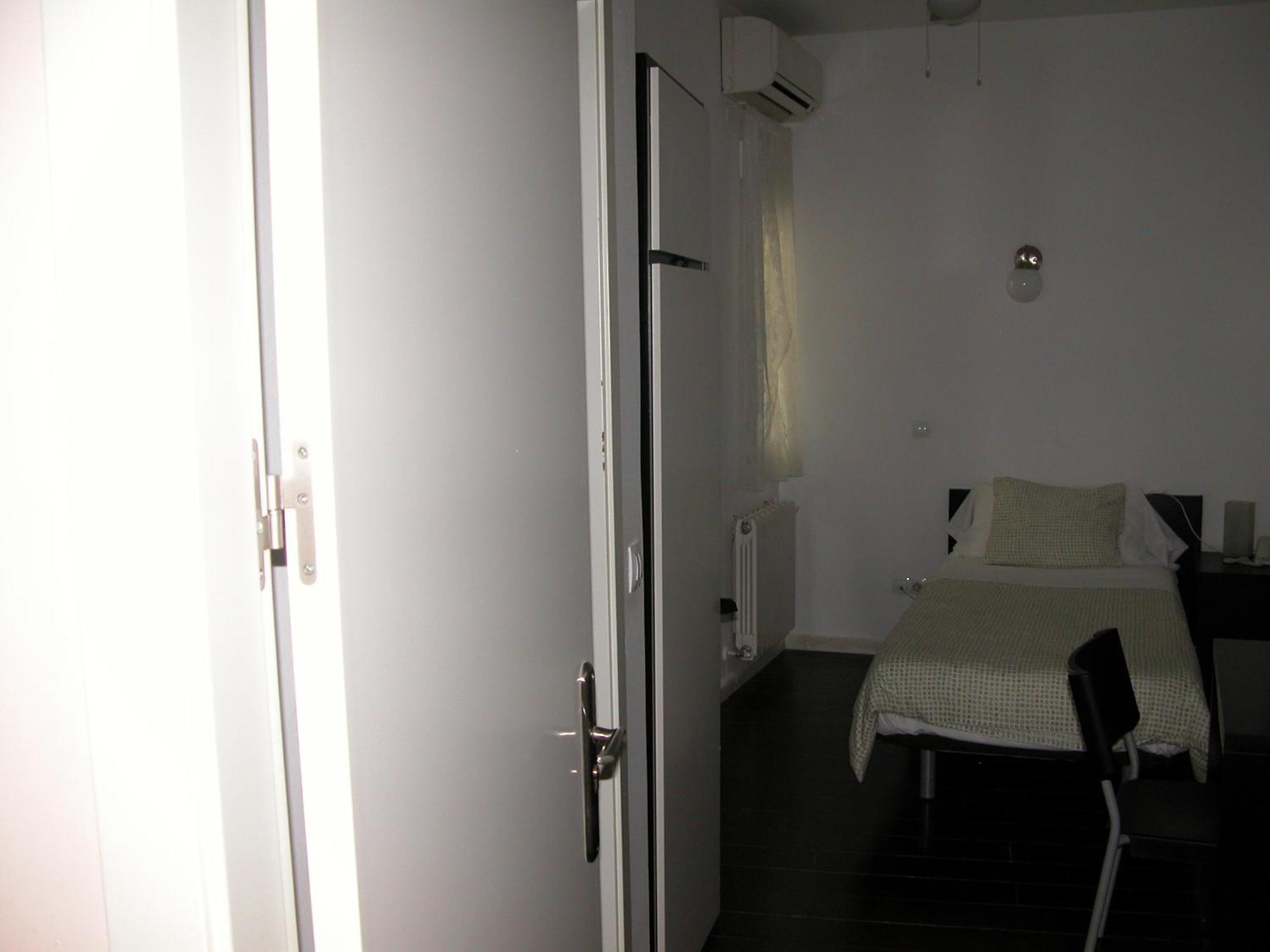 Hostal Goyal Pizarro Madrid Phòng bức ảnh
