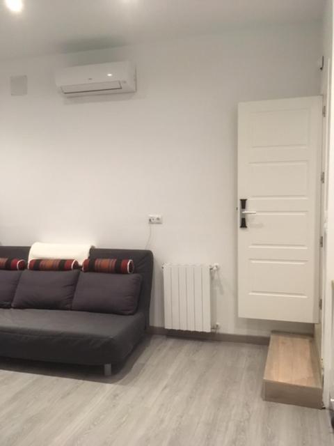 Hostal Goyal Pizarro Madrid Ngoại thất bức ảnh